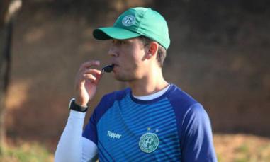 Paulistão: Técnico do Guarani otimiza tempo entre família, trabalho e estudo