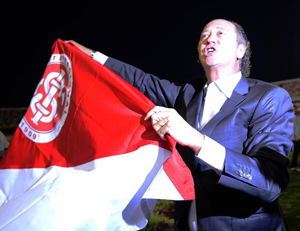 Gaúcho: Com Falcão, Portaluppi e Dunga, relembre técnicos campeões da última década!