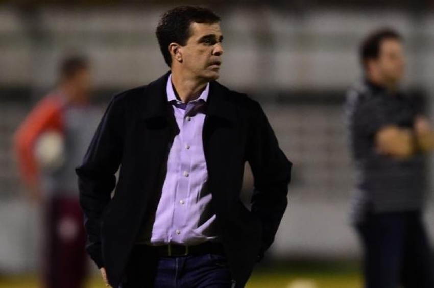 Carioca: Filho de Antônio Lopes é anunciado como novo auxiliar técnico do Vasco