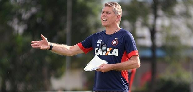 Bicampeão, campeão mundial, dupla do interior… Técnicos campeões no Paranaense!