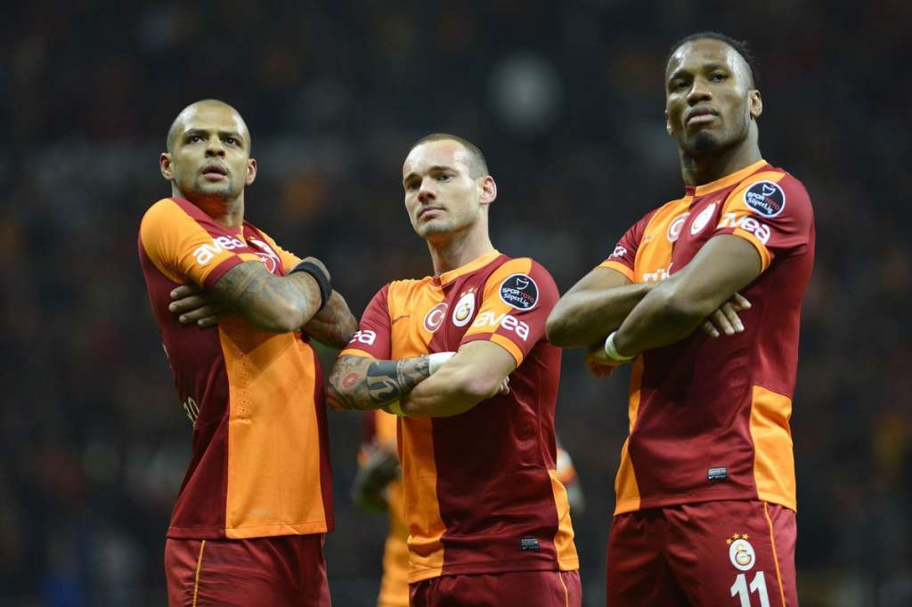 Felipe Melo jogou com Drogba na Turquia