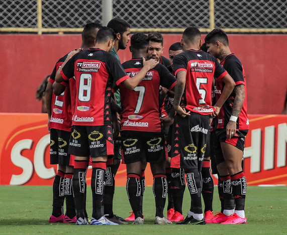 Baiano: Vitória manda orientações sobre férias e Geninho abre mão de ‘bolada’