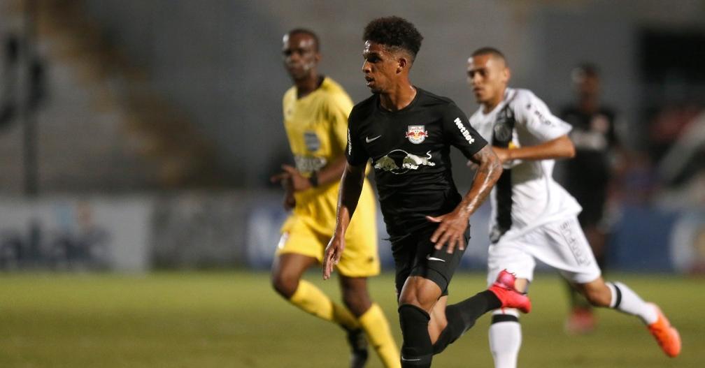 Red Bull Bragantino negocia com Palmeiras renovação de meia