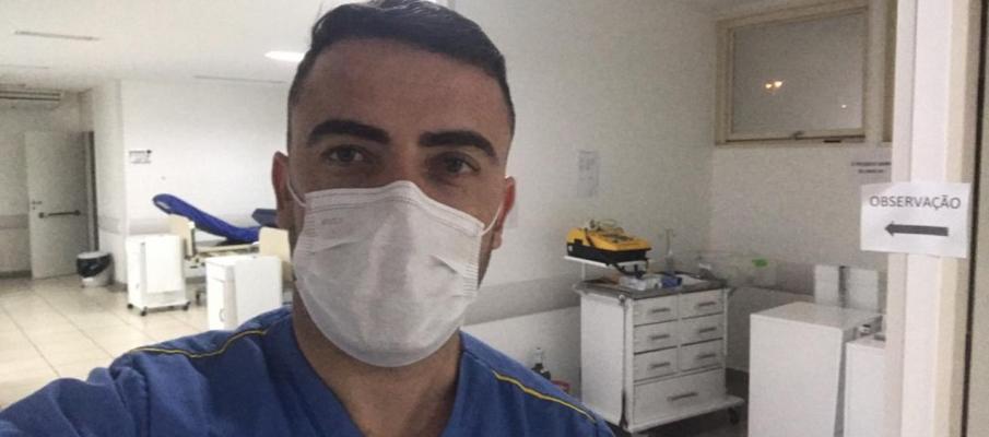 Enfermeiro de formação, árbitro brasileiro atua em hospital no combate ao Covid-19