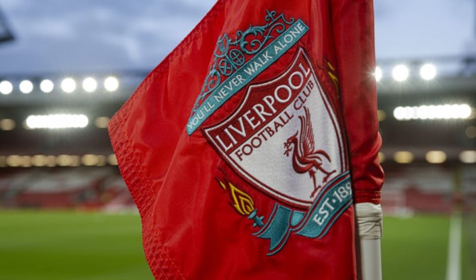 Liverpool desiste de usar programa do governo para pagar salários de funcionários