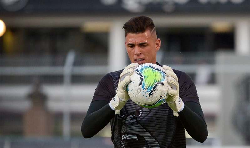 Golpista usa goleiro da Ponte para captar dinheiro e clonar conta de Whats App