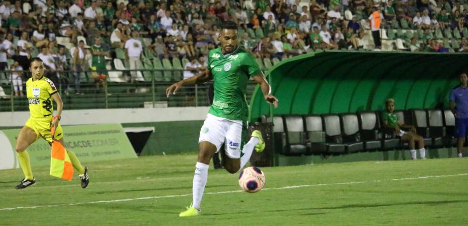 ​Atacante do Guarani despista sobre Corinthians e crava: “Melhor momento da carreira”