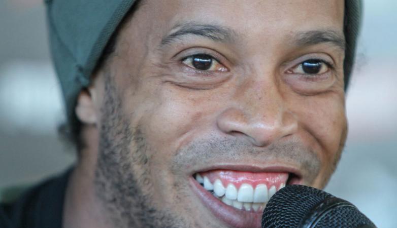 Justiça do Paraguai determina prisão domiciliar para Ronaldinho Gaúcho