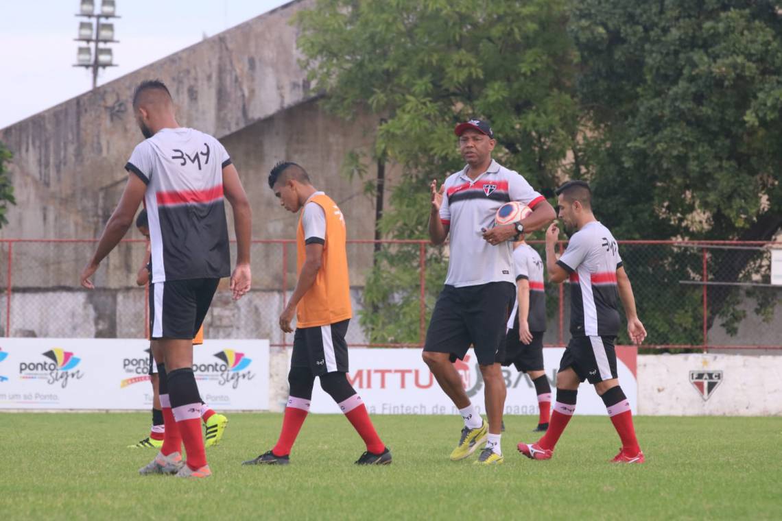 Cearense: Apesar de manter salários integrais, Ferroviário irá cortar direito de imagens