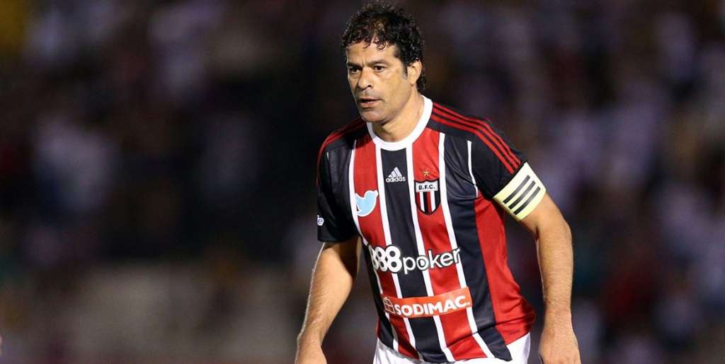  Há 34 anos, Raí brilhava com três gols pelo Botafogo diante do Corinthians
