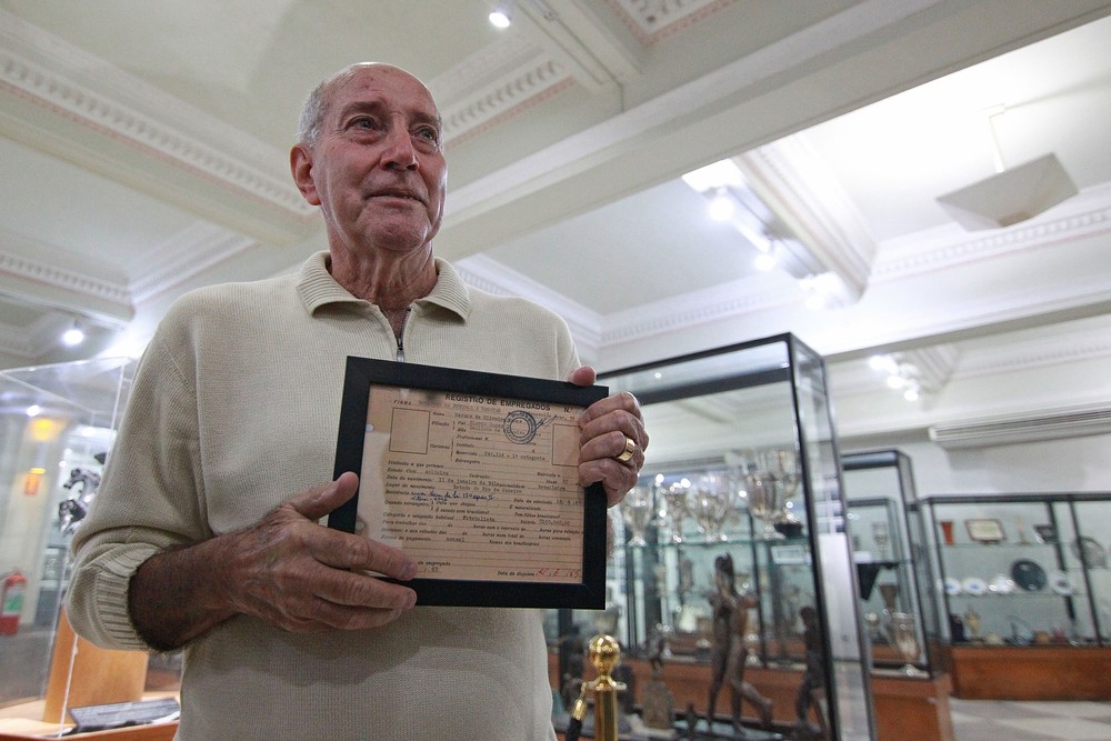 Clube carioca acrescenta três títulos mundiais de 1967, 1968 e 1970 ao currículo