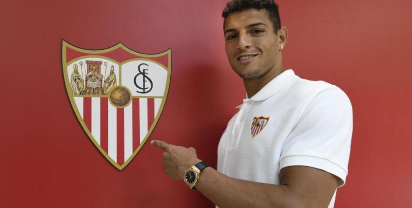 Barcelona e Liverpool miram zagueiro brasileiro de R$ 416 milhões