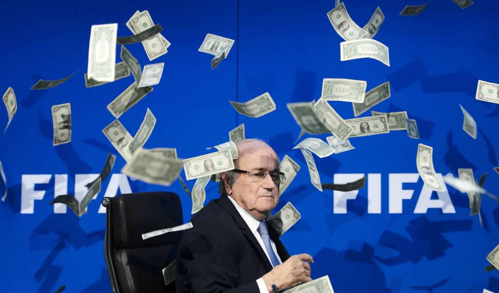 Joseph Blatter foi acusado de corrupção (Foto: AFP/Fabrice Coffrini)