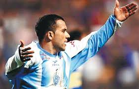 Paysandu aceita desafio de gigante europeu e escolhe gols inesquecíveis. VEJA!