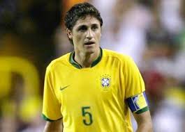 Dezoito anos depois, pode-se ver o ‘penta’ com outros olhos?