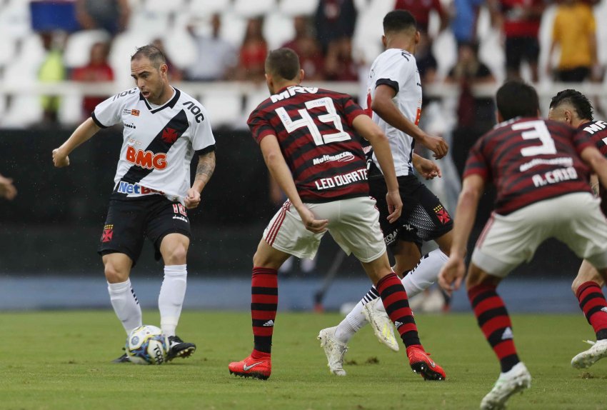 Carioca: Ferj estuda possibilidade de jogo em maio e sem torcida