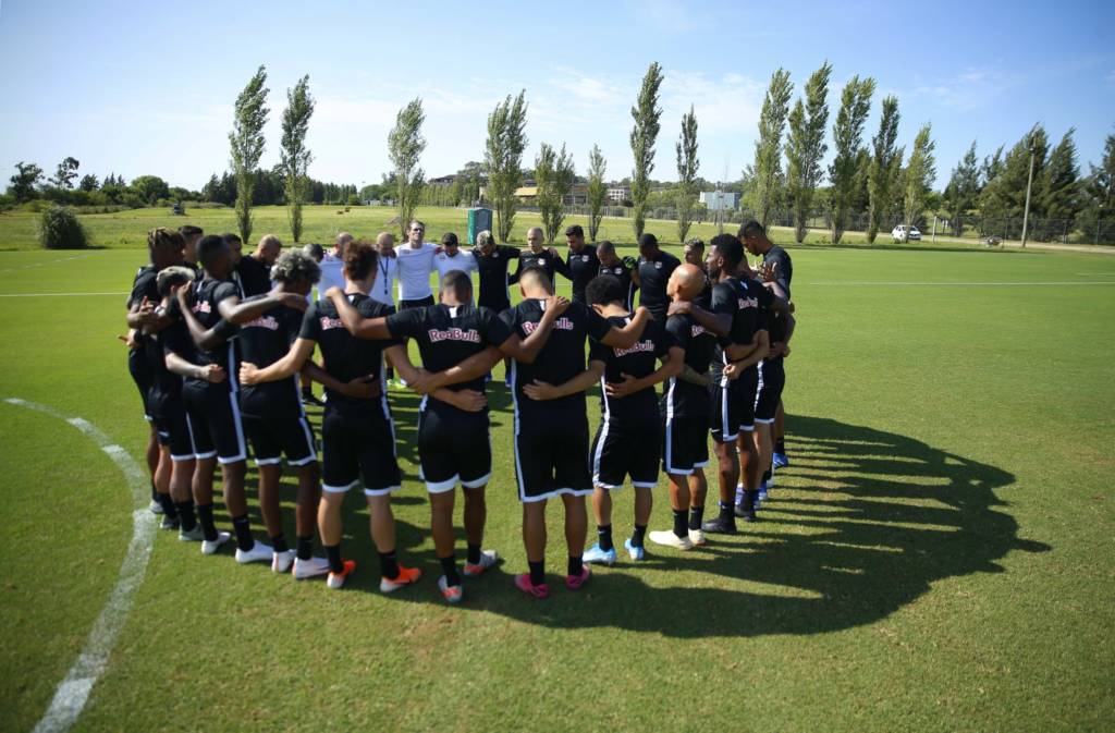 Após reunião, RB Bragantino prorroga férias do elenco até o final de abril