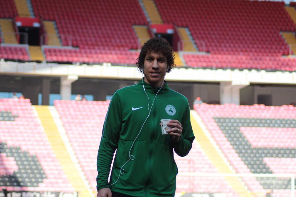 Isolado na Turquia, Renan Foguinho mantém rotina de treinos na quarentena