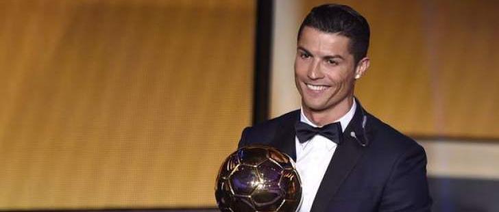 Momento fofura! CR7 ensina o famoso “siiiim” para o filho Mateo Ronaldo