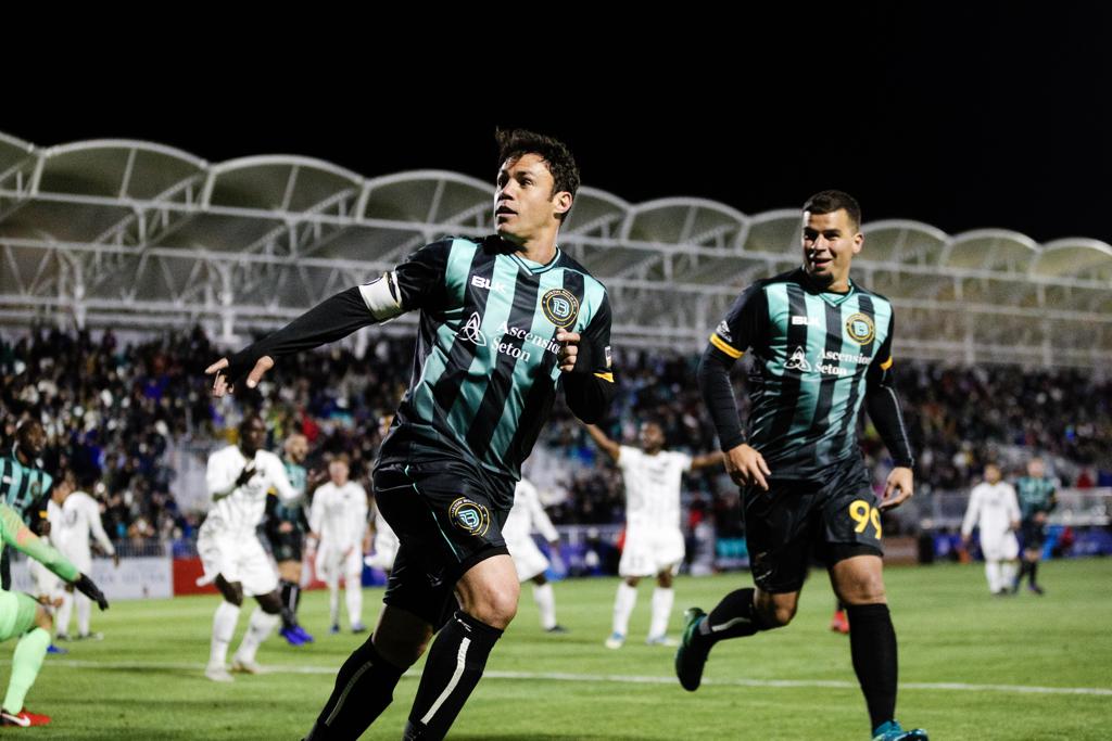 Time da Série B tem interesse em Kléber Gladiador, que está nos Estados Unidos