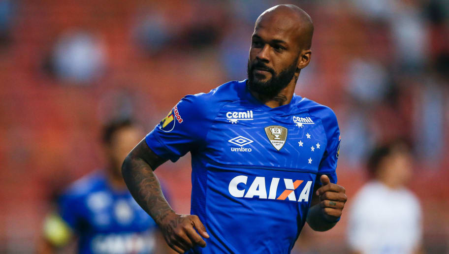 Cruzeiro é condenado a pagar mais de R$ 2,1 milhões para ex-volante da Ponte