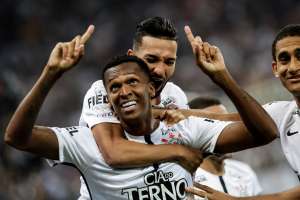 Paulistão: Diretor abre portas do Corinthians para ídolo, mas faz ressalva
