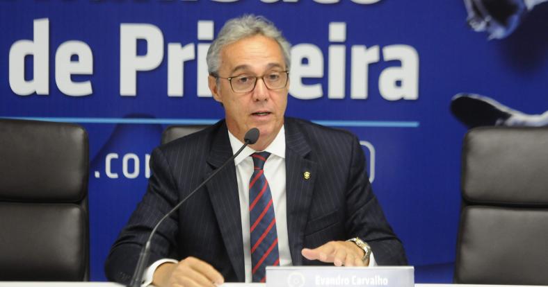 Pernambucano: FPF-PE e clubes fazem reunião para discutir volta das partidas