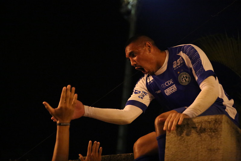 De contestado a titular, Paulino celebra um ano de Guarani: ‘Feliz e muito honrado’
