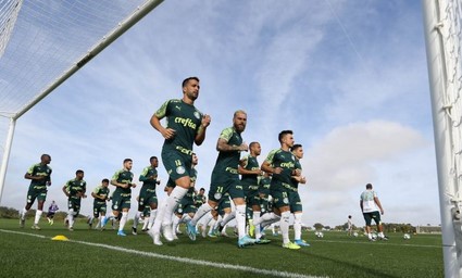 Gramado sintético do CT do Palmeiras ficará pronto na próxima semana