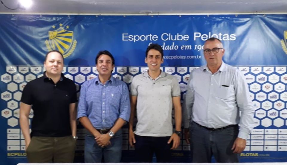 Gaúcho: Com contrato para a Série D, ex-auxiliar do Inter assume o Pelotas