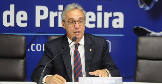 Presidente da Federação Pernambucana volta a ‘cutucar’ a Copa do Nordeste