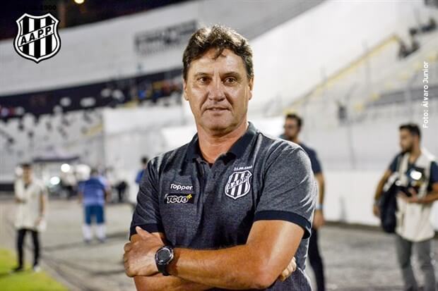 Treinador diz que Ponte tem “muitas situações alinhavadas” para a Série B