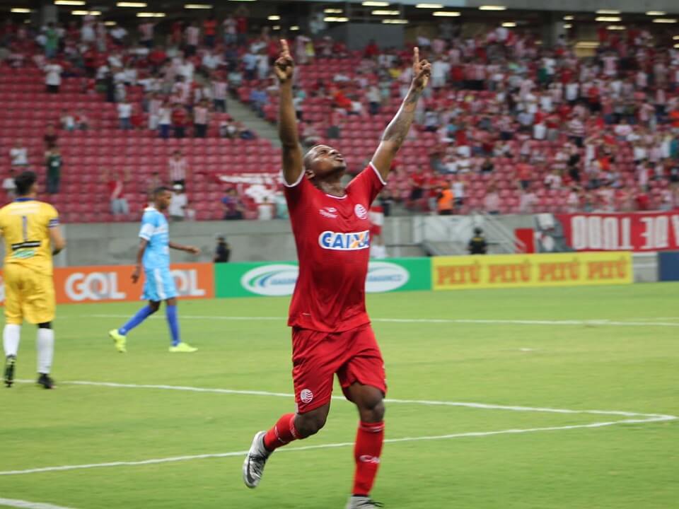 Pernambucano: Dirigente do Náutico confirma saída de ex-atacante do Guarani