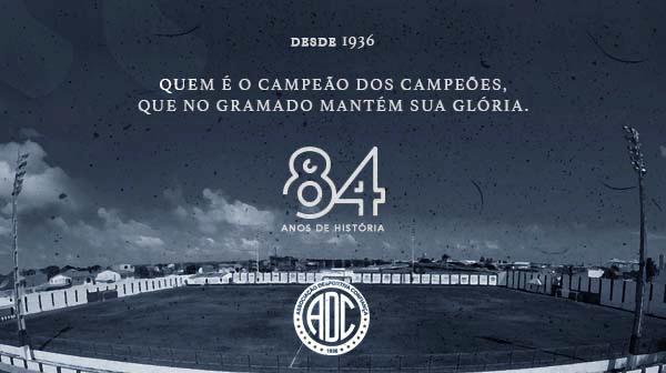 Confiança se adapta com formas digitais para comemorar aniversário