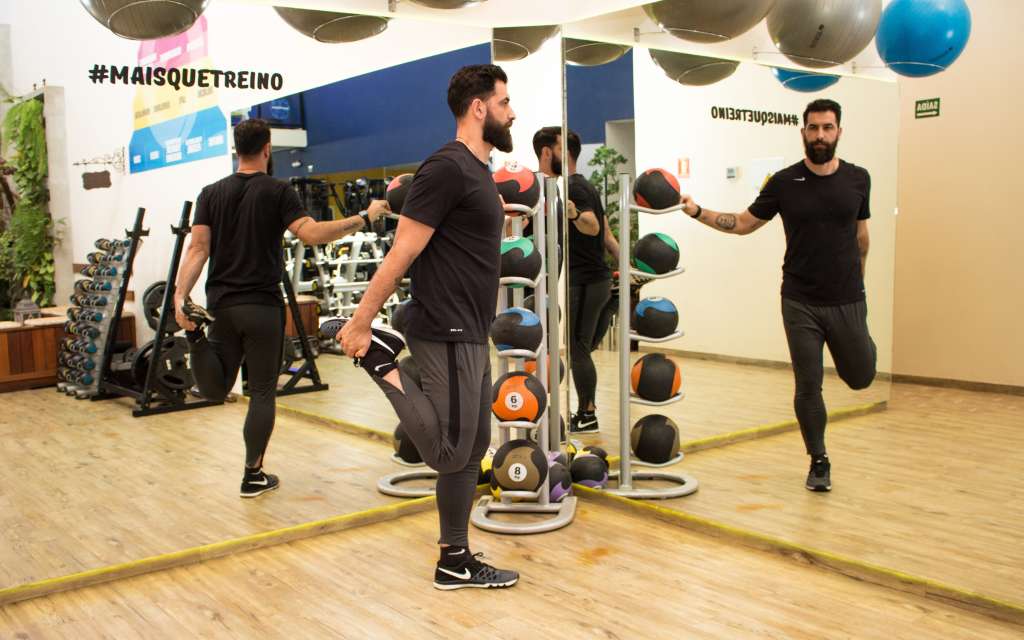 Alongamento é essencial antes da prática de exercícios físicos