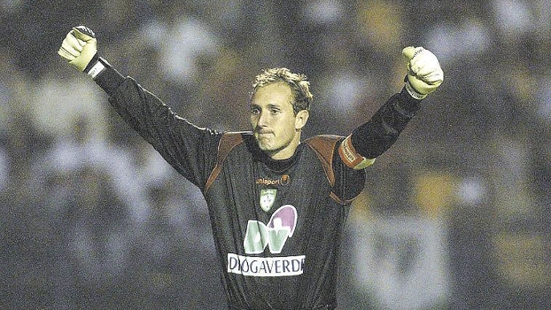 Para goleiro ex-Guarani, excesso de confiança tirou acesso da Portuguesa em 2005