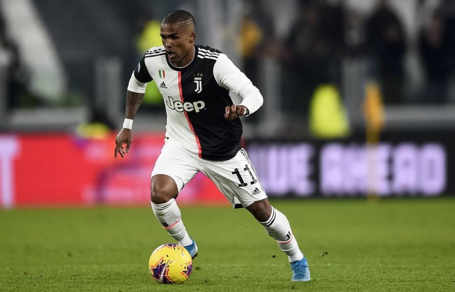 Jogadores de time gaúcho fazem coro por contratação de Douglas Costa