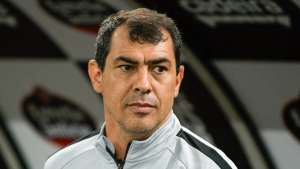 Ex-técnico do Corinthians parabeniza clube do interior de SP pelo centenário