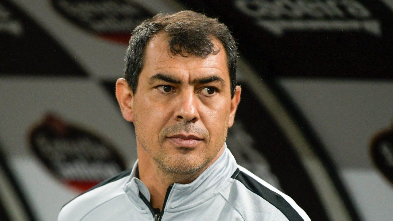 Ex-técnico do Corinthians parabeniza clube do interior de SP pelo centenário