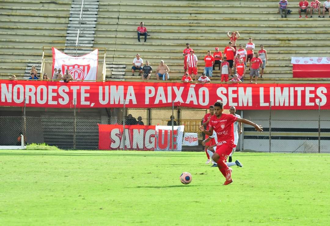 Paulista A3: Volante busca vaga no Noroeste após paralisação: ‘Busco meu espaço’