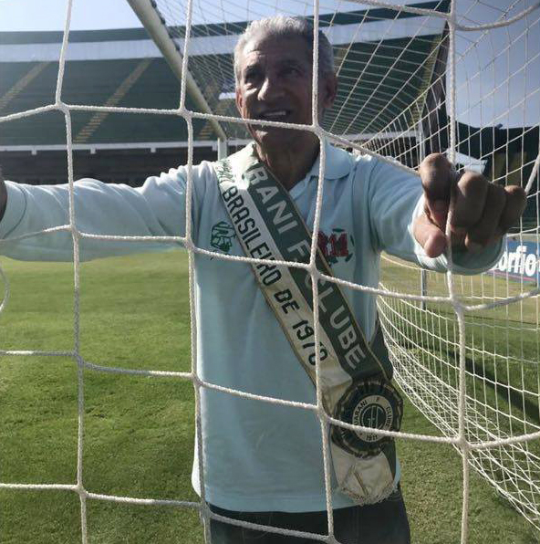 Há 42 anos, Bozó marcava pela primeira vez com a camisa do Guarani