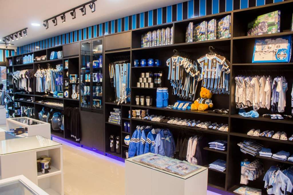 Maioria das vendas do Grêmio vem de sua loja física, mas realidade pode mudar após a pandemia