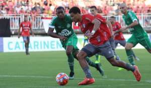 Clube da Série D anuncia redução de salários e dispensa de jogadores