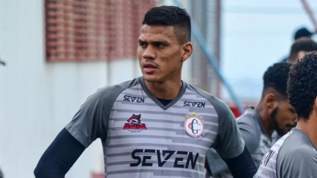 Paraibano: Em meio a pandemia, Campinense libera atacante ‘que não marcou gols’