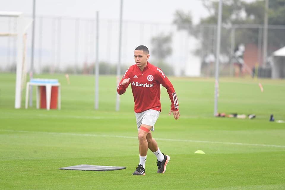 Internacional é o primeiro time da Série A do Brasileiro a retomar os treinos