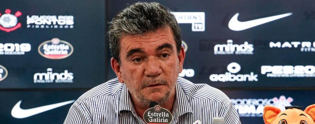 Ídolo do Corinthians pede a renúncia do presidente Andrés Sanchez