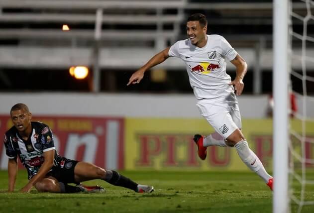 Ponte Preta negocia contratação de atacante do Red Bull Bragantino