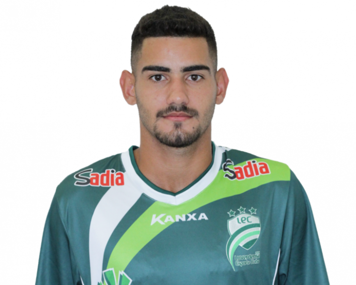 Treinando de casa, ex-meia do Luverdense está na mira de times da Série B e C