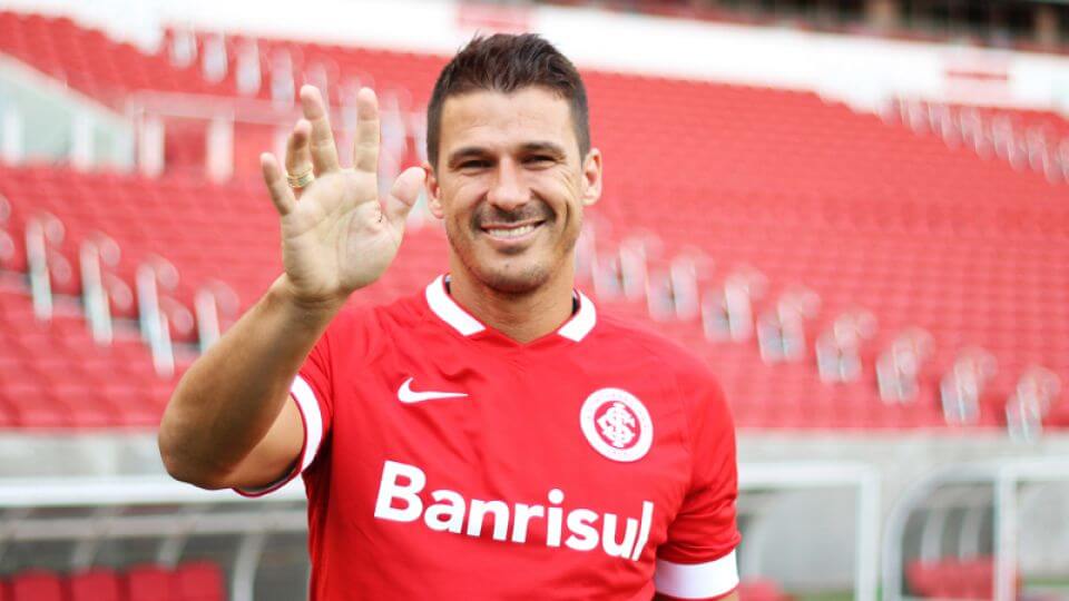 Com bicampeão da Libertadores na lista, Inter demite 8% dos funcionários