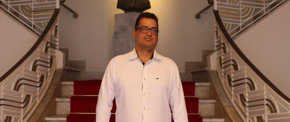 Presidente de clube da Série B confirma que está sem sintomas do Covid-19 há 72 horas